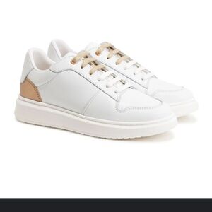 Boss Girls White & Gold Leather Trainers leather kids girls Sneakers  size 4